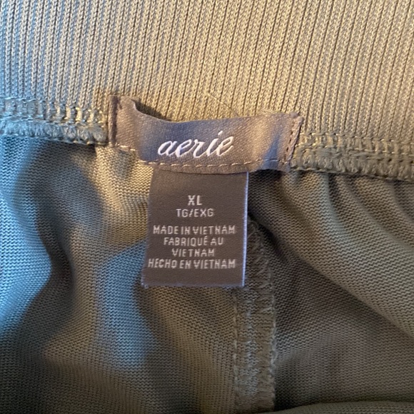 Aerie jogger style comfort pant. Sage green color, size XL - Picture 5 of 7